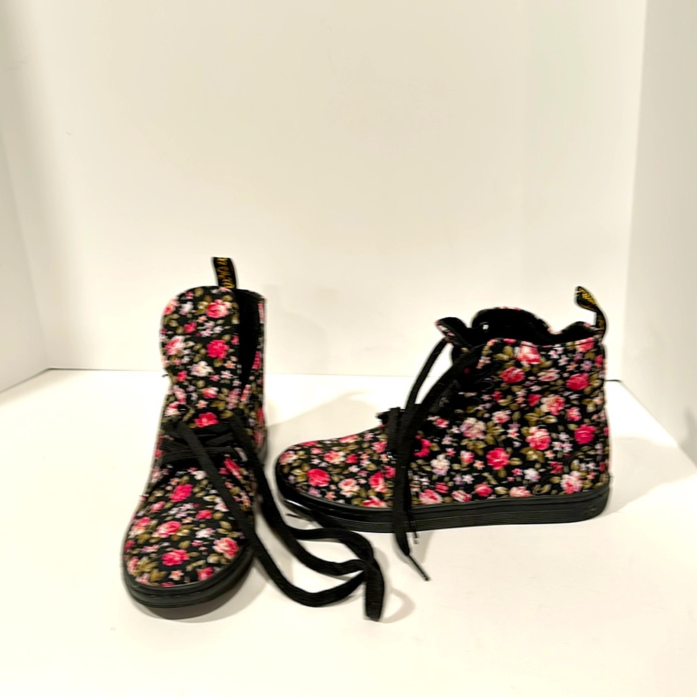 Dr Martens AirWair Short Boot